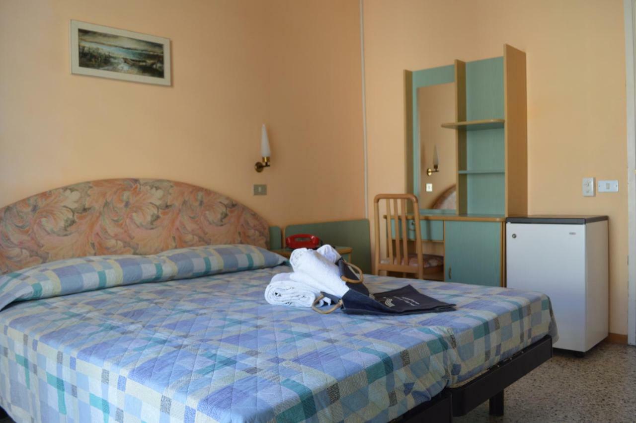 Hotel Lauretta Bellaria-Igea Marina Luaran gambar