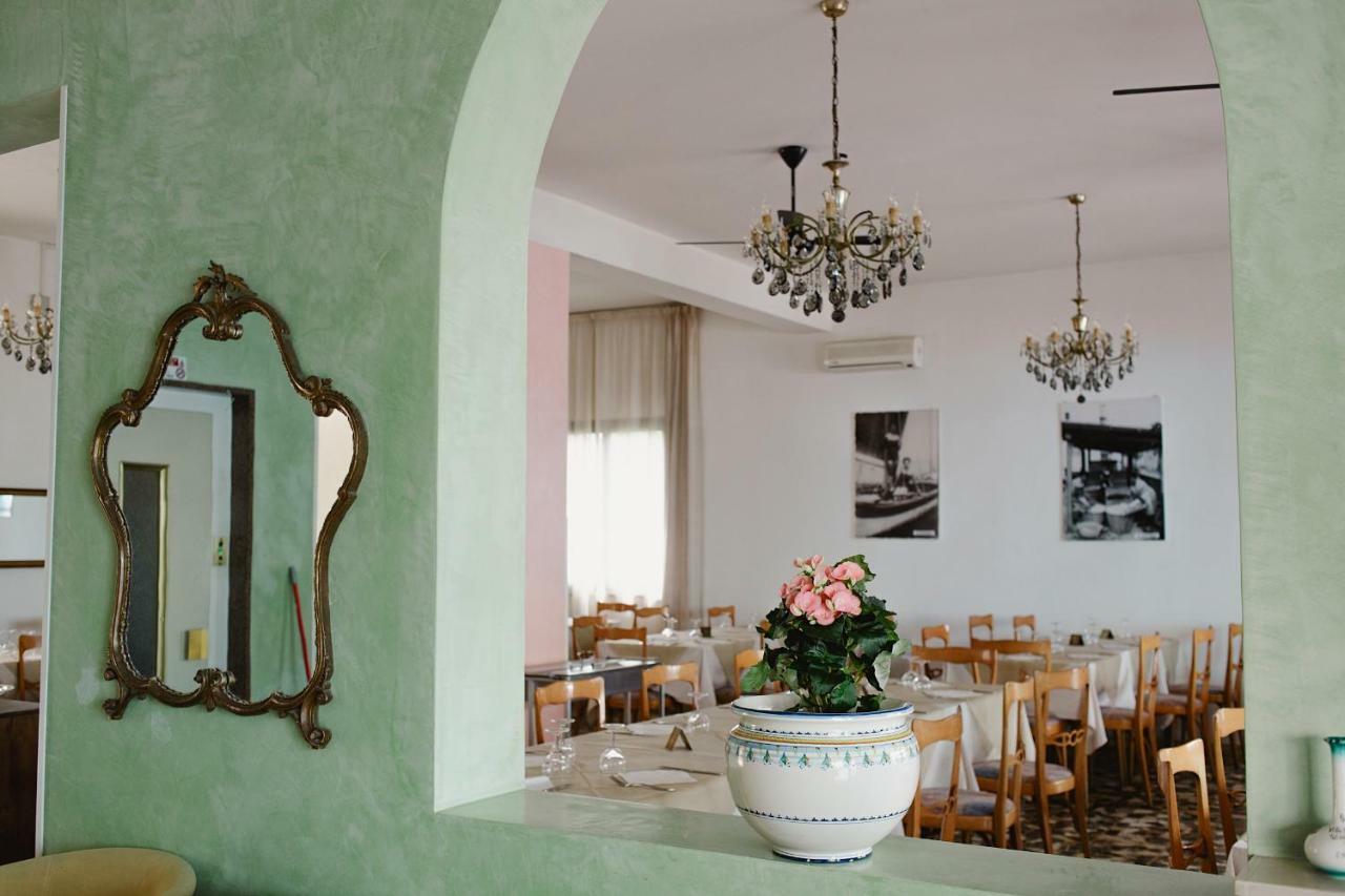 Hotel Lauretta Bellaria-Igea Marina Luaran gambar