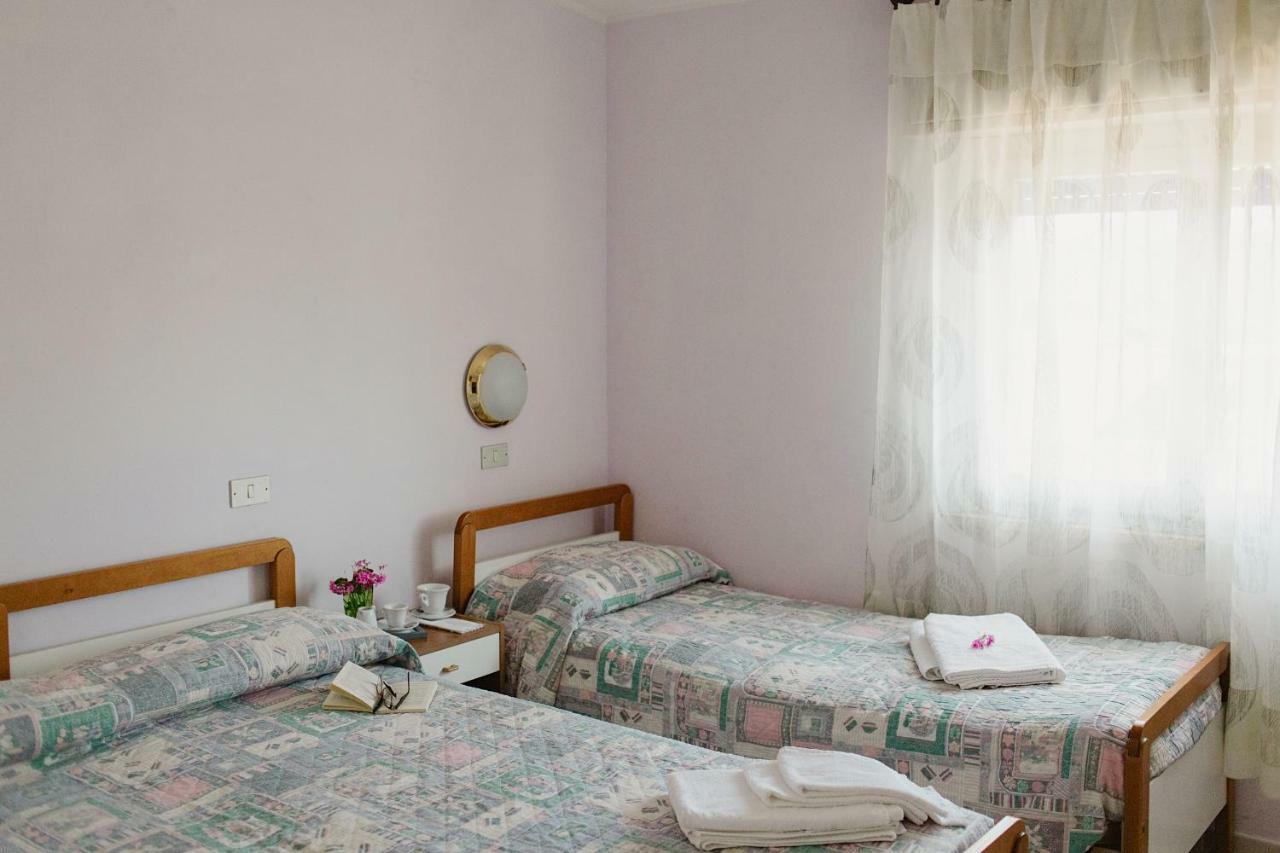 Hotel Lauretta Bellaria-Igea Marina Luaran gambar