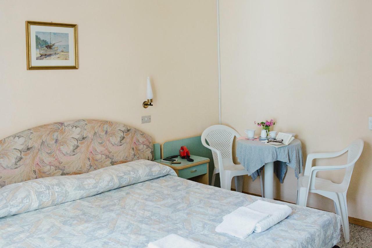 Hotel Lauretta Bellaria-Igea Marina Luaran gambar