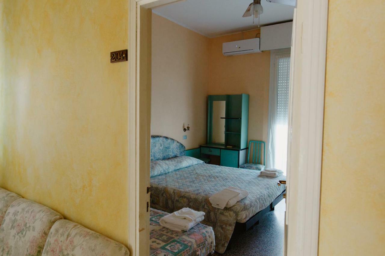 Hotel Lauretta Bellaria-Igea Marina Luaran gambar