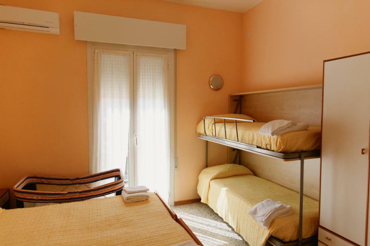 Hotel Lauretta Bellaria-Igea Marina Luaran gambar