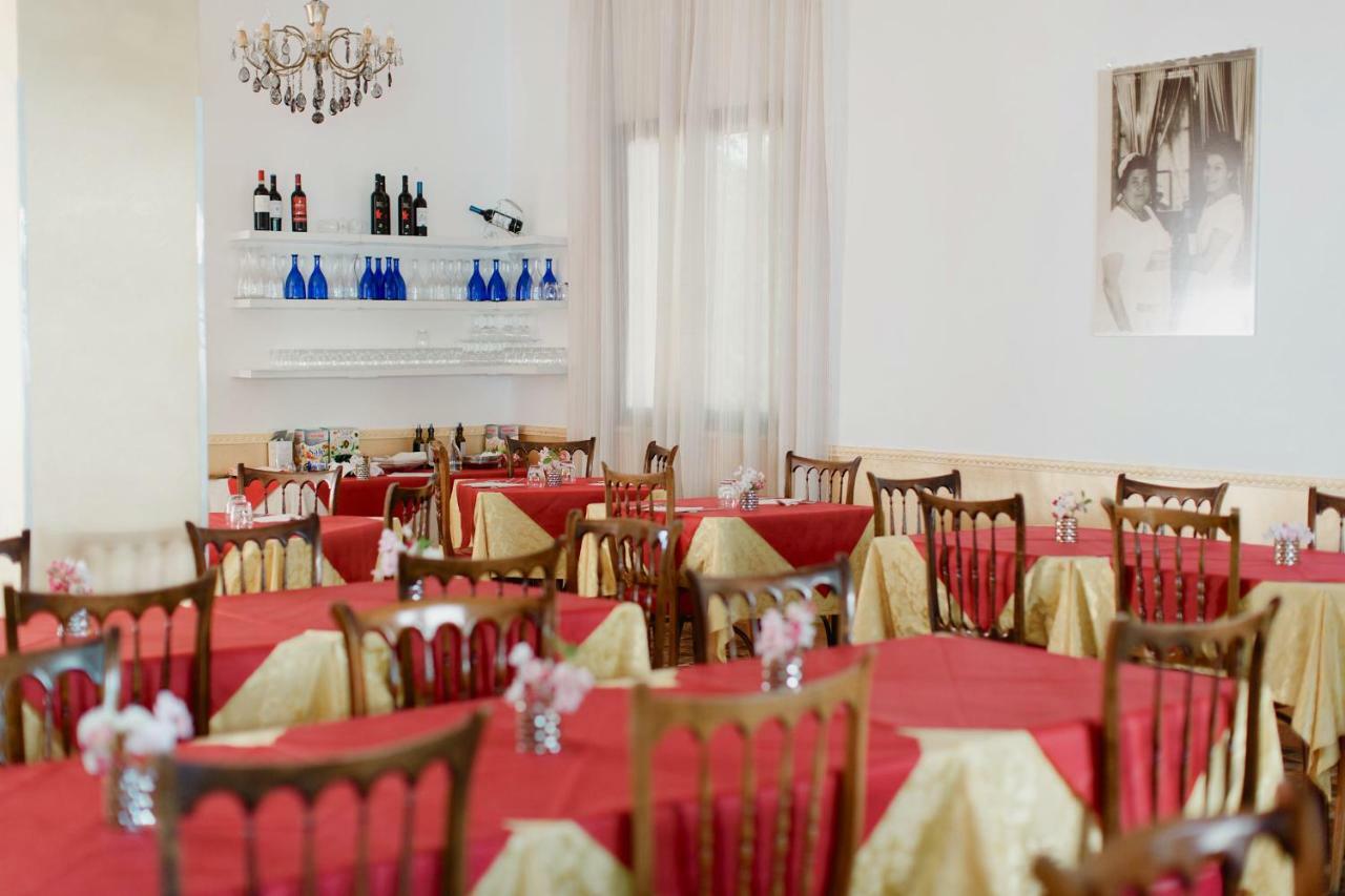 Hotel Lauretta Bellaria-Igea Marina Luaran gambar