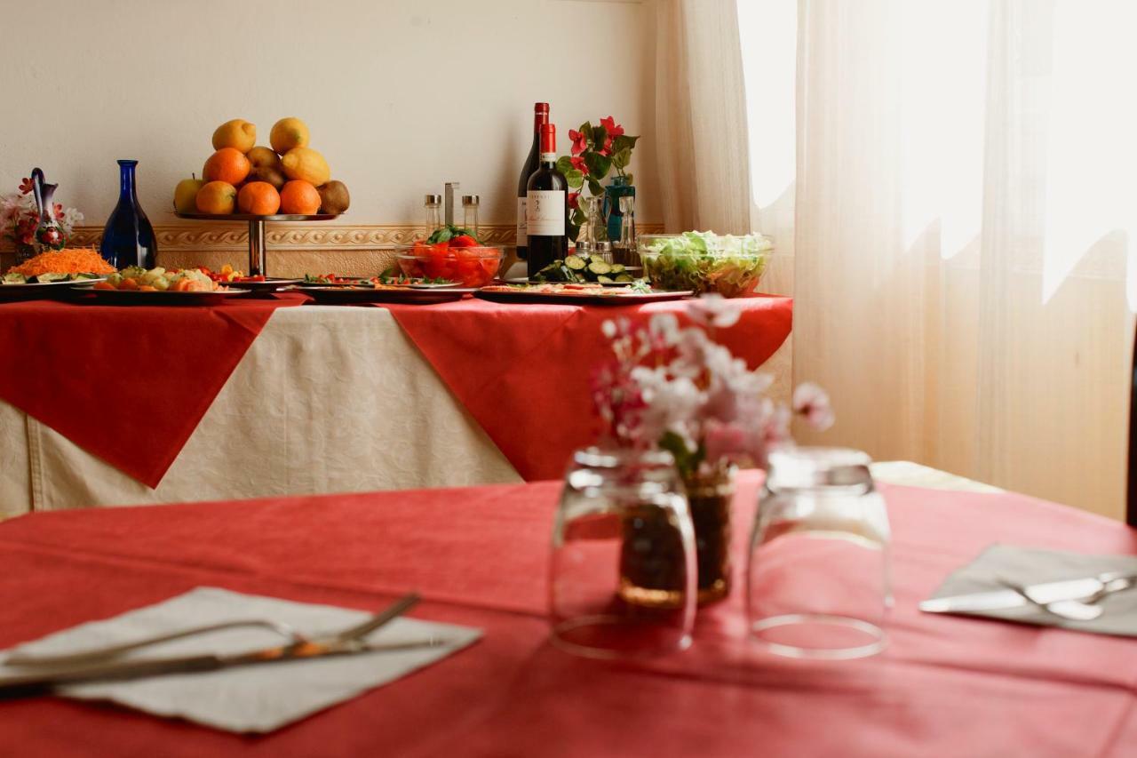 Hotel Lauretta Bellaria-Igea Marina Luaran gambar